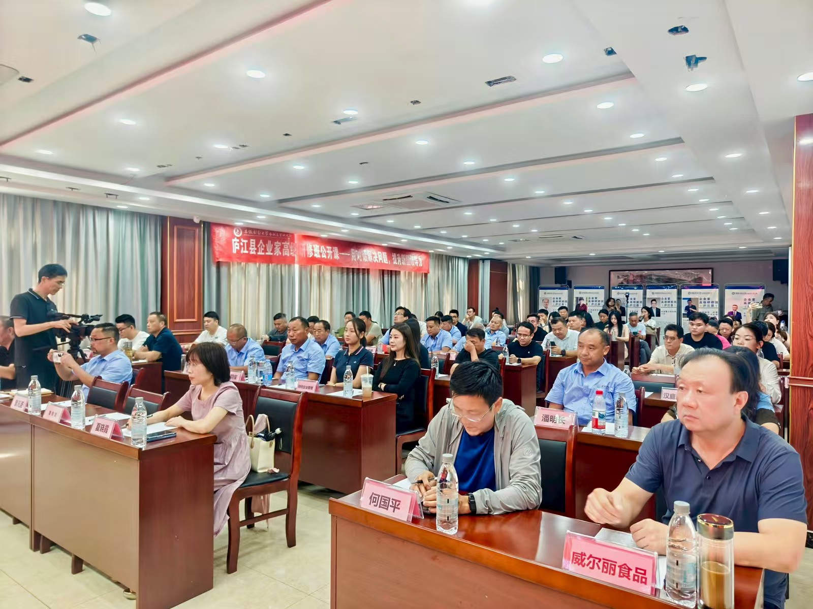 bac2375a43842b24cee04cb388d28e1.jpg bac2375a43842b24cee04cb388d28e1.jpg